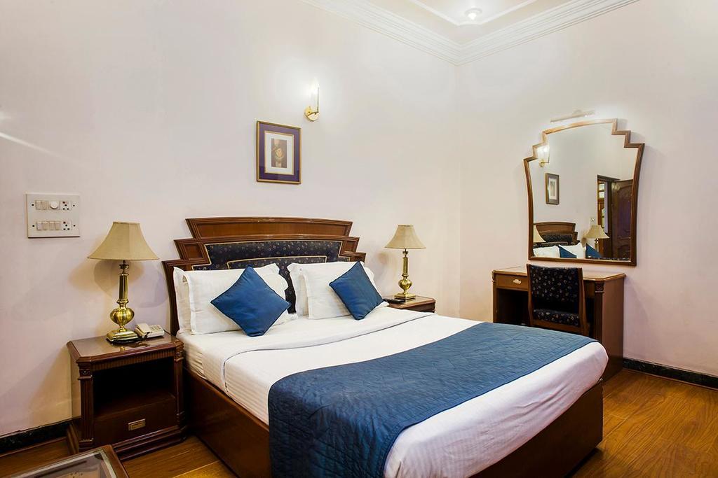 Hotel Imperial House Allāhābād Junction Exteriér fotografie