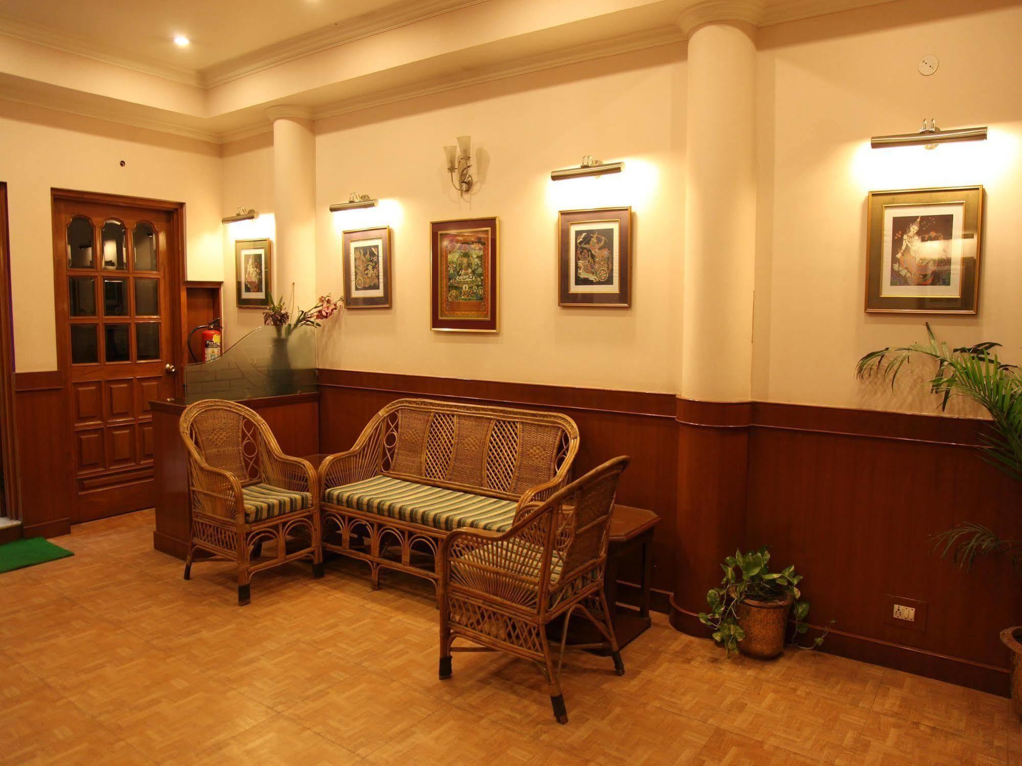 Hotel Imperial House Allāhābād Junction Exteriér fotografie